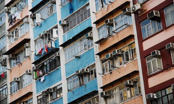 Flats in high rise building in Hong Kong in more condition. From: https://hongkongbusiness.hk/economy/news/one-in-five-are-living-in-poverty-in-hong-kong