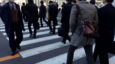 People on pedestrian crossing in Tokyo. From https://pixabay.com/photos/tokyo-salaryman-japan-960256/